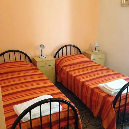 Accatania 3*